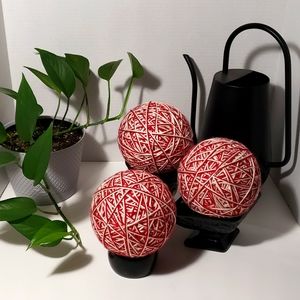 Set of 3 - 4 inch Decorative Balls - 434